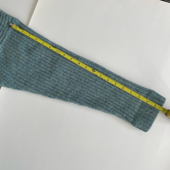 WOOLRICH women’s sweater SZ M soft pine green button up cardigan 100% wo… - Picture 5 of 9